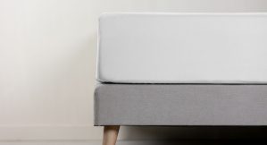 Emma Bed Linen Fitted Sheet Sateen 300 TC 150x200 Plain