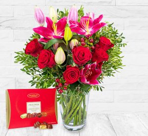 123 Flowers Red Rose & Lily & Chocolates