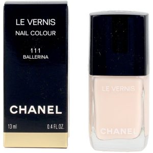 Chanel Le Vernis #111-ballerina