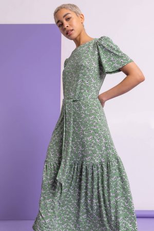 Dusk Fashion Ditsy Daisy Print Belted Dress in Sage 10 female