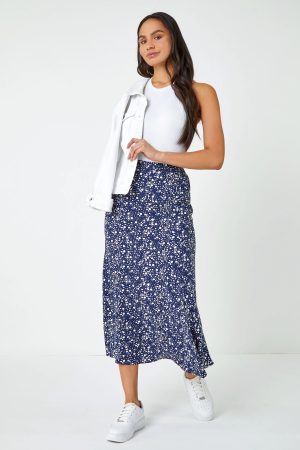 Dusk Fashion Ditsy Spot Print Midi Skirt in Navy 12 female
