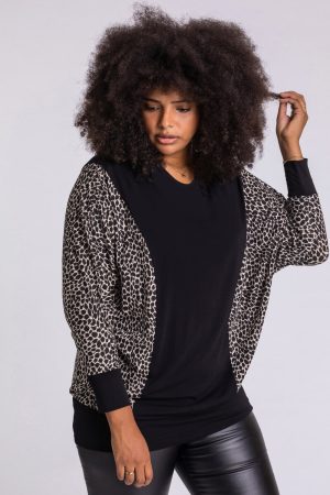 Roman Curve Curve Animal Print Long Sleeve Top in Black 3032 female
