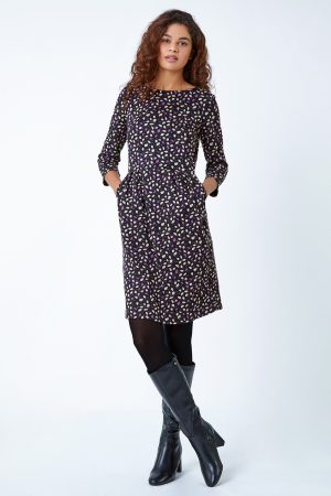 Roman Leaf Print Pleat Detail Shift Dress in Purple - Size 20 20 female