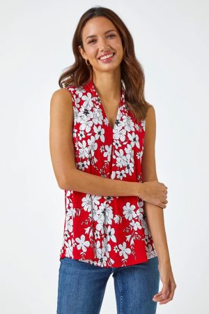 Roman Textured Floral Print Sleeveless Top in Red 12 female