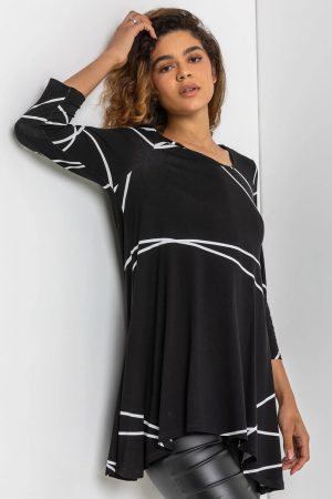 Roman Linear Print Hanky Hem Top in Black 12 female