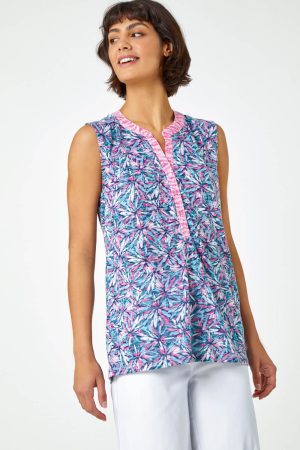 Roman Sleeveless V-Neck Floral Print Top in Pink 10 female