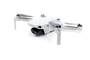 Used DJI Mini 2 Fly More Combo